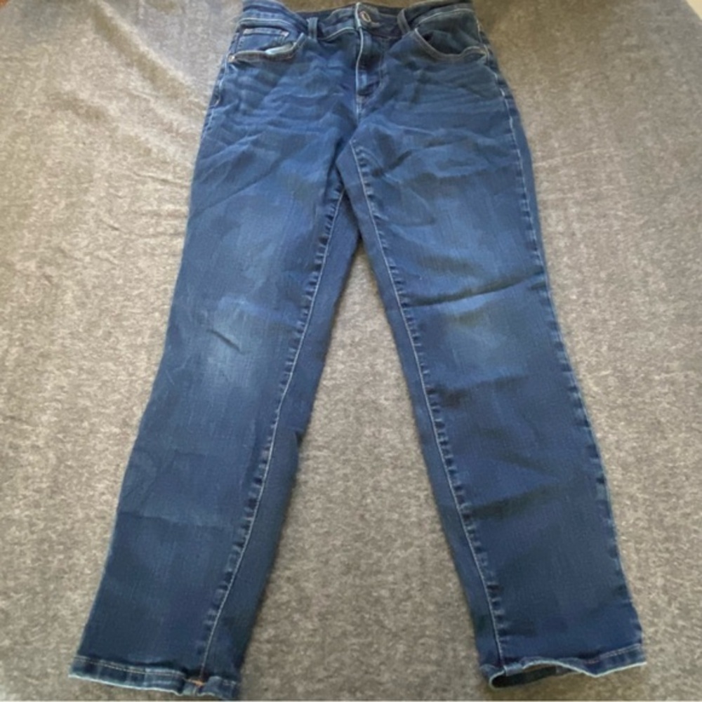 Maurices High Rise‎ Jeans Women’s Size 8 Blue Dark Wash Straight Leg